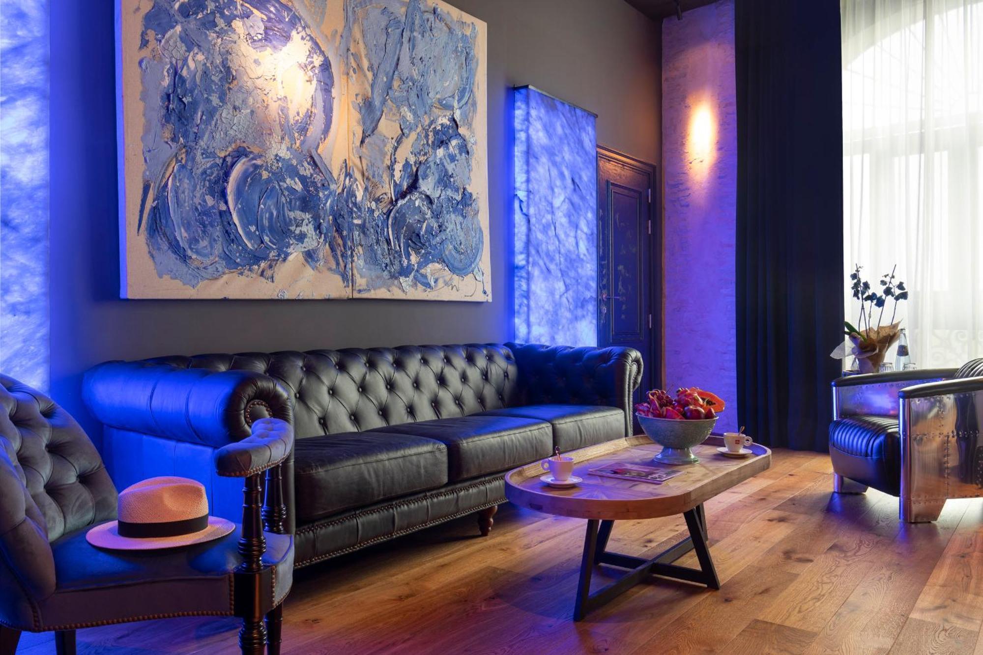 Hotel Lobby Sevilla Bagian luar foto